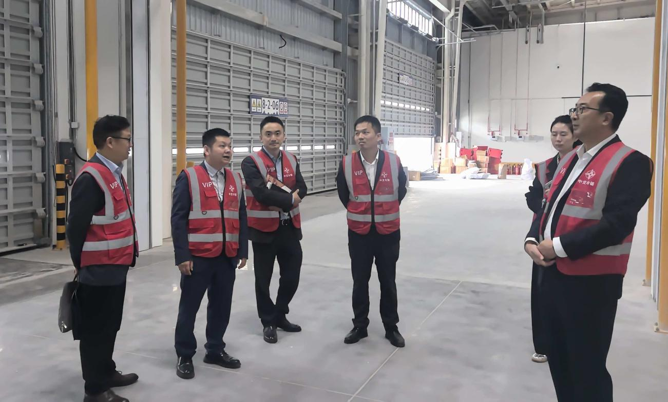 区农业农村委与锦鲜润公司开展交流座谈会.png